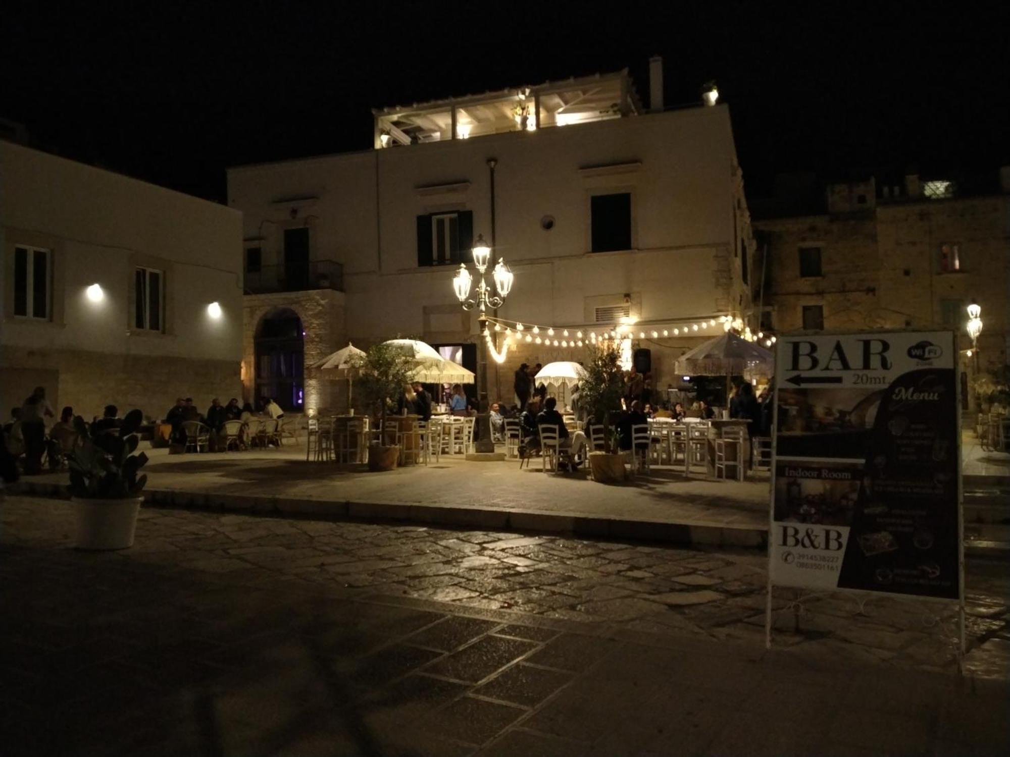 Monolocale Prezioso Villa Trani Exterior photo